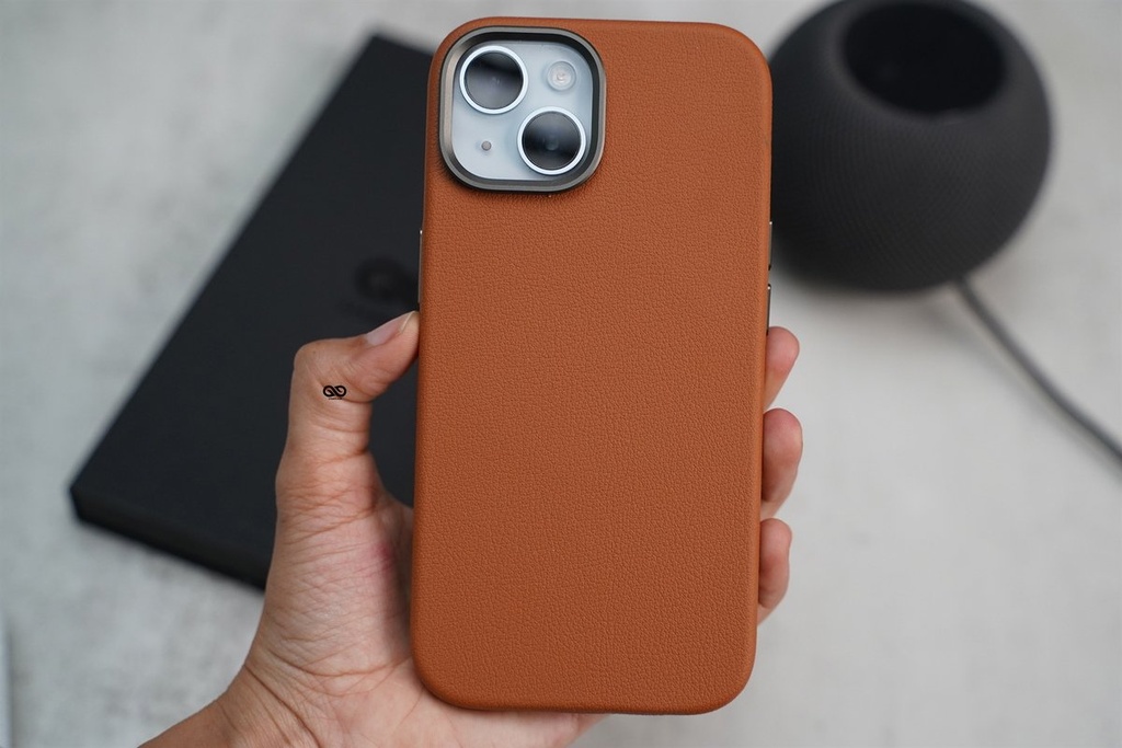IPHONE 13 LEATHER CASE